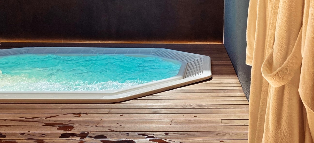ingebouwde jacuzzi